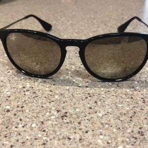 Women’s Rayban Erika Sunglasses
